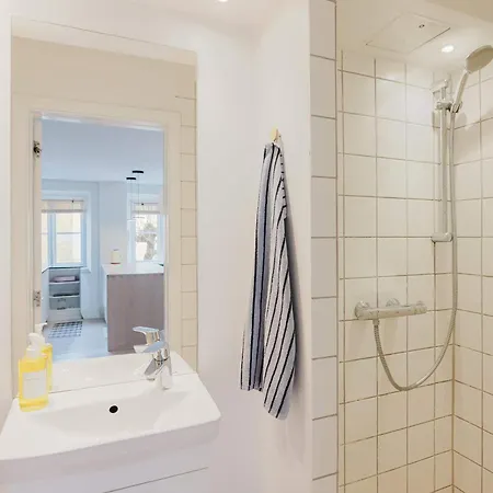 Stylish Prime Location By The Marble Church Apartamento Copenhaga