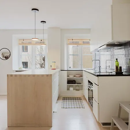 Stylish Prime Location By The Marble Church Апартаменты *