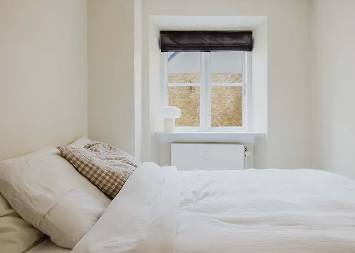 Апартаменты Stylish Prime Location By The Marble Church