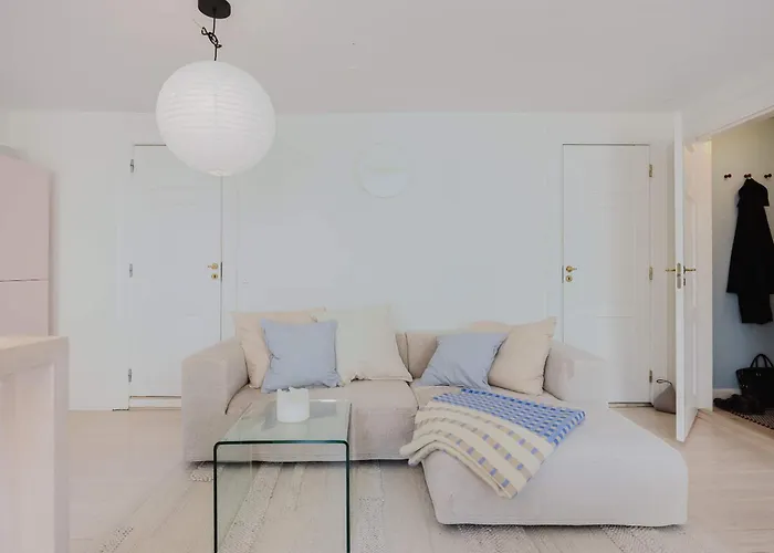 Stylish Prime Location By The Marble Church Апартаменты *