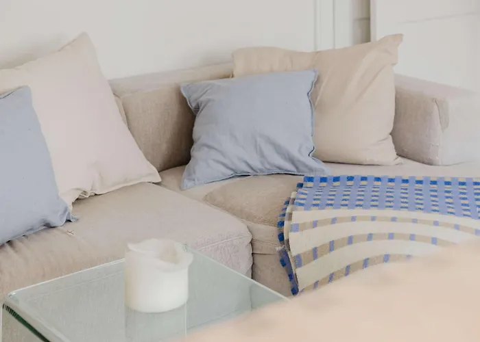 Stylish Prime Location By The Marble Church Апартаменты